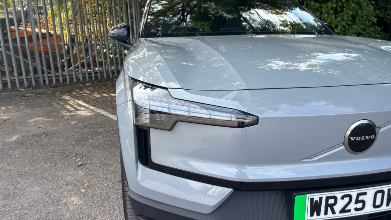 Volvo EX30 200kW SM Extended Range Plus 69kWh 5dr Auto Electric Estate